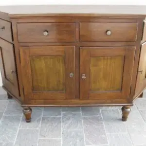 Credenza scantonata