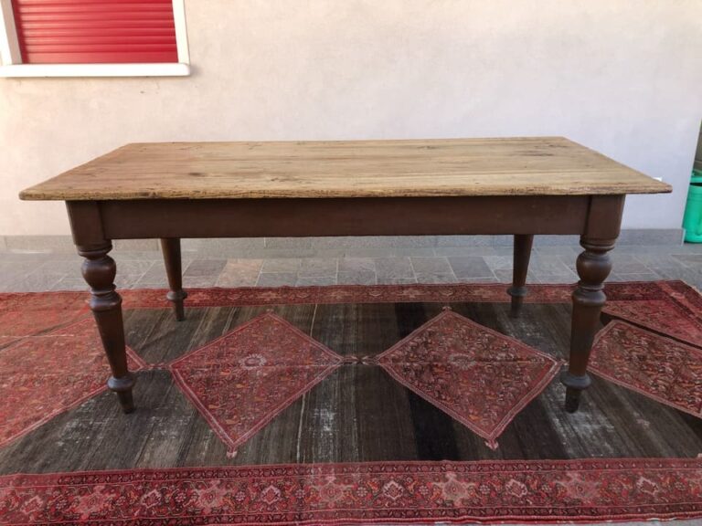 tavolo-mobili antichi